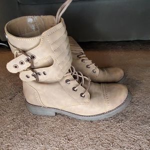 Roxy Brown boots womens size 9